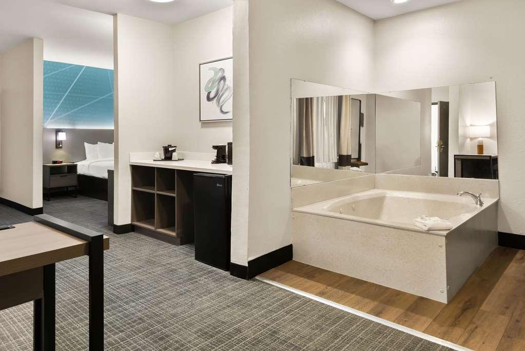 Hotel Comfort Worth North Fossil Creek